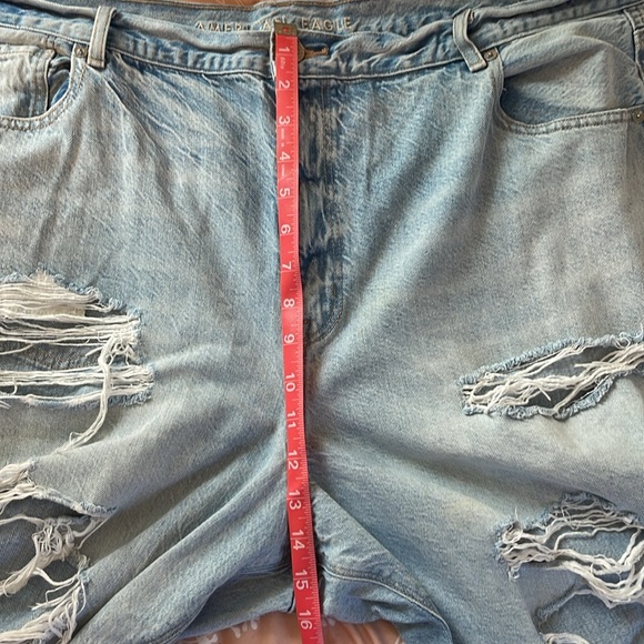 American Eagle Mom Jeans - Picture 10 of 11